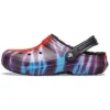 Classic Tie-Dye Stay Warm Cozy Crocs sportpantoffels unisex paars rood