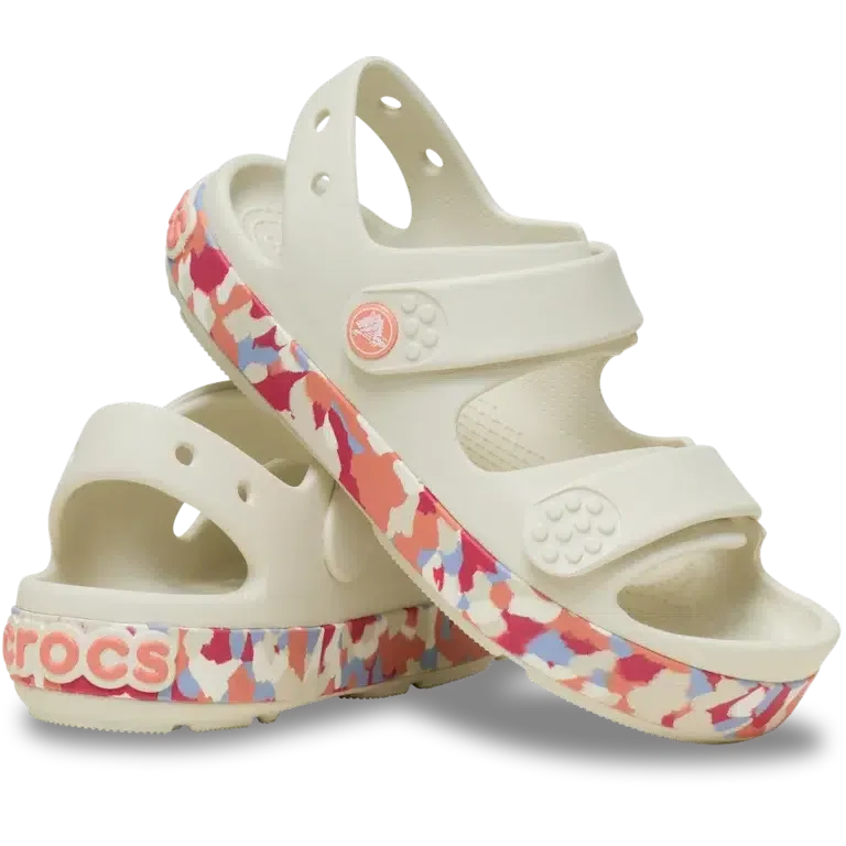 Crocband™ Cruiser Glow Confetti-band-Sandal voor kinderen. Crocband™ Cruiser Glow Confetti-band-Sandal voor kinderen.