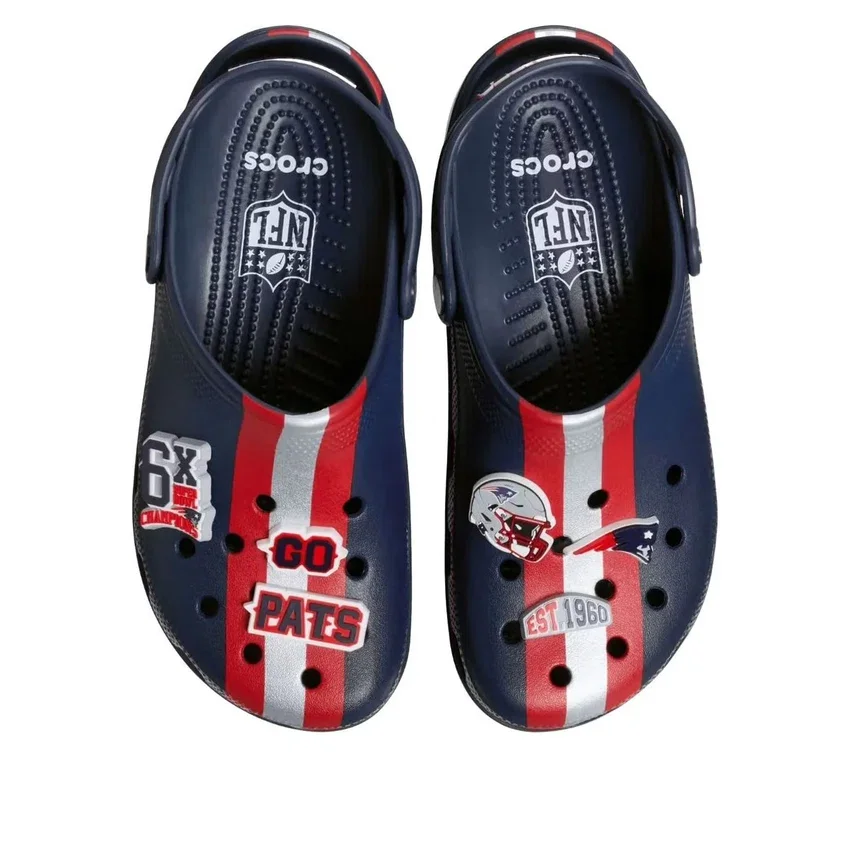 Crocs x NFL Classic Clog “New England Patriots” Crocs x NFL Classic Clog “New England Patriots”