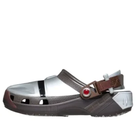 Crocs x Star Wars Classic Clog “Mandalorian”