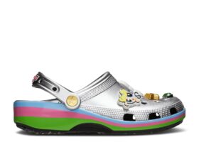 De Powerpuff Girls x Classic Clog ‘Metallic Silver’