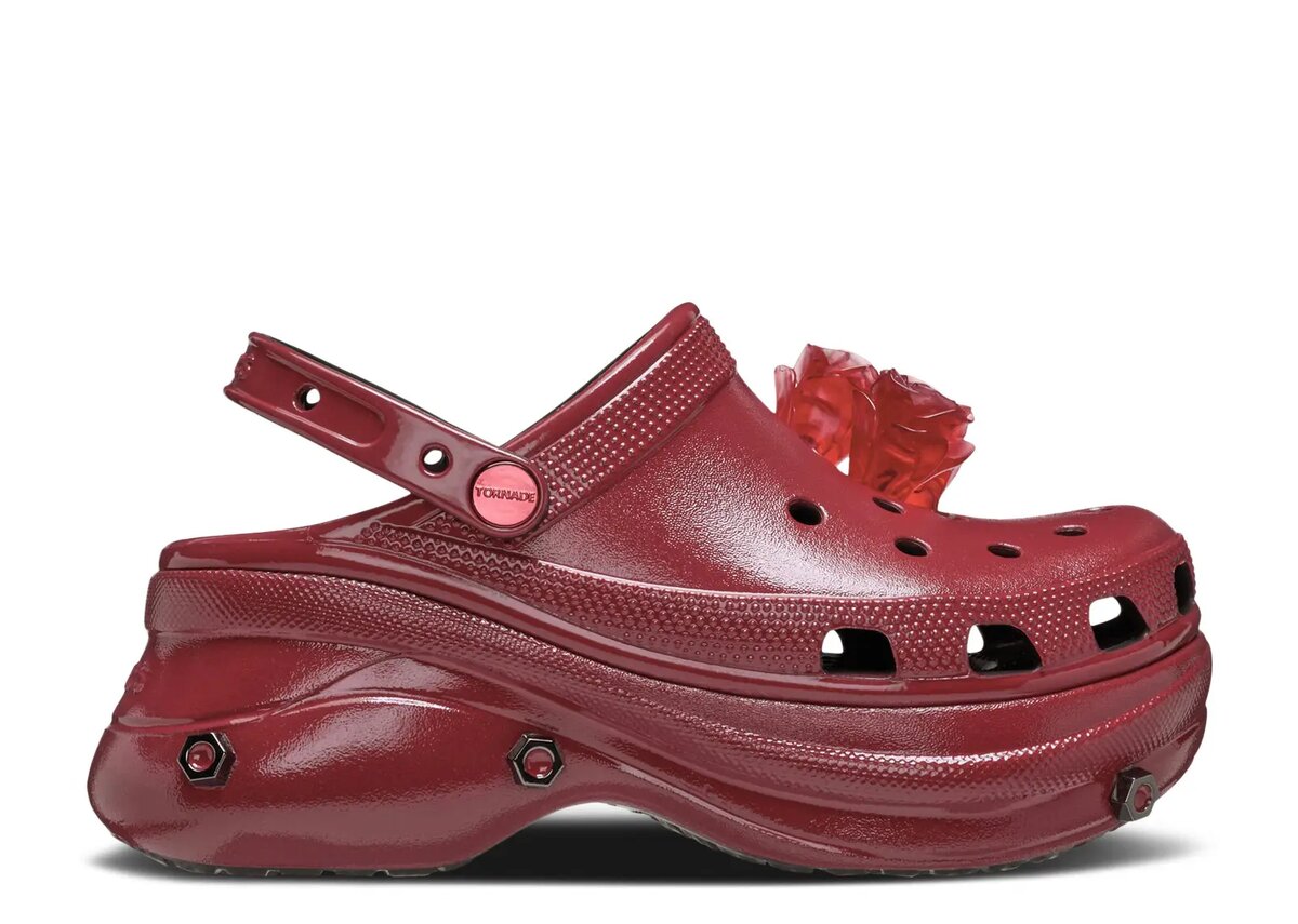Louane x Wmns Classic Bae Clog ‘Red Rose’ Louane x Wmns Classic Bae Clog ‘Red Rose’