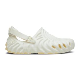 Salehe Bembury x Pollex Clog ‘Borealis’ ComplexCon-exclusief