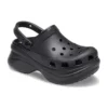 Small Whale Retro Crocs met dikke zool, zwarte Sandalen