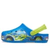 Sportieve blauwe sandalen met platte hak en grappig patroon