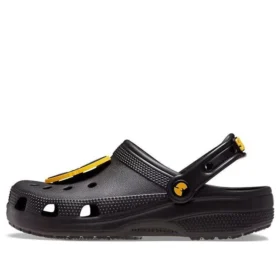 Wu-Tang Clan x Classic Clog “Zwart” Wu-Tang Clan x Classic Clog “Zwart”